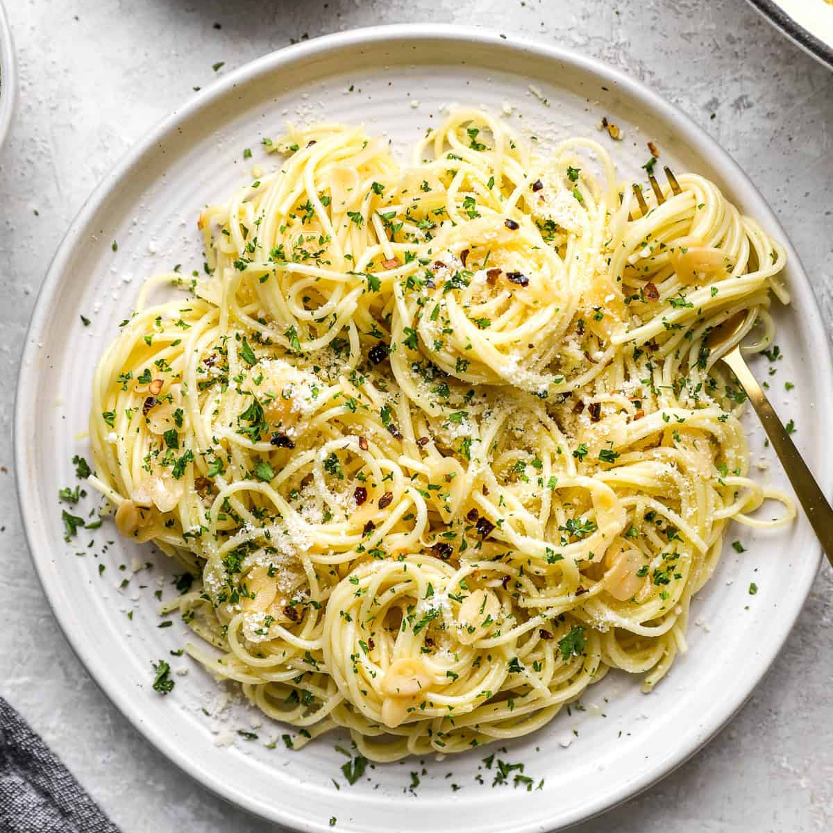 Spaghetti Aglio e Olio with Parmesan